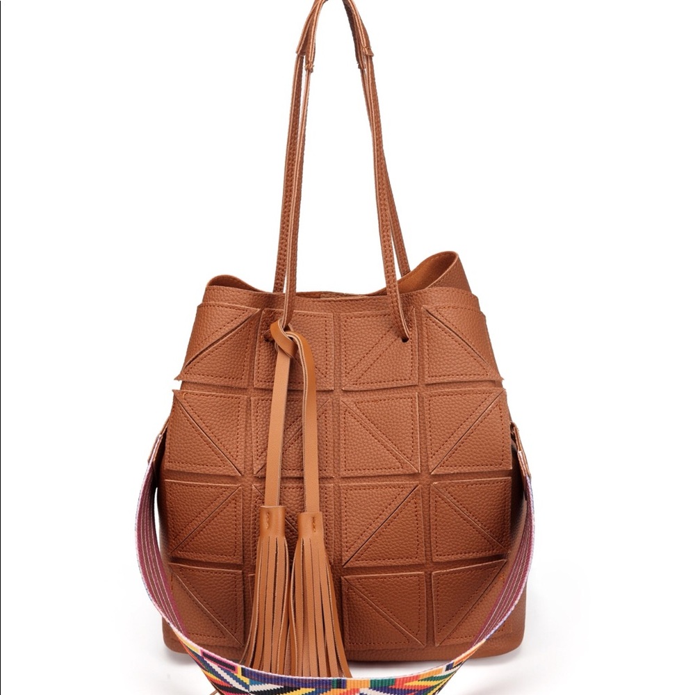 Brown bucket bag